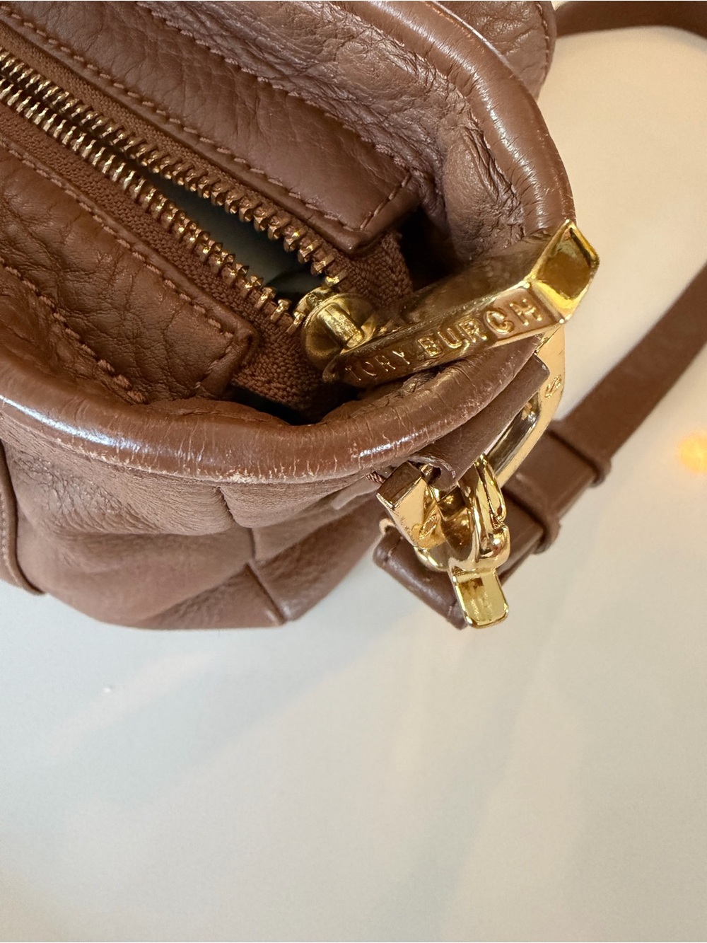 Tory Burch Amanda Top Handle / Crossbody Bag - Picture 8 of 11